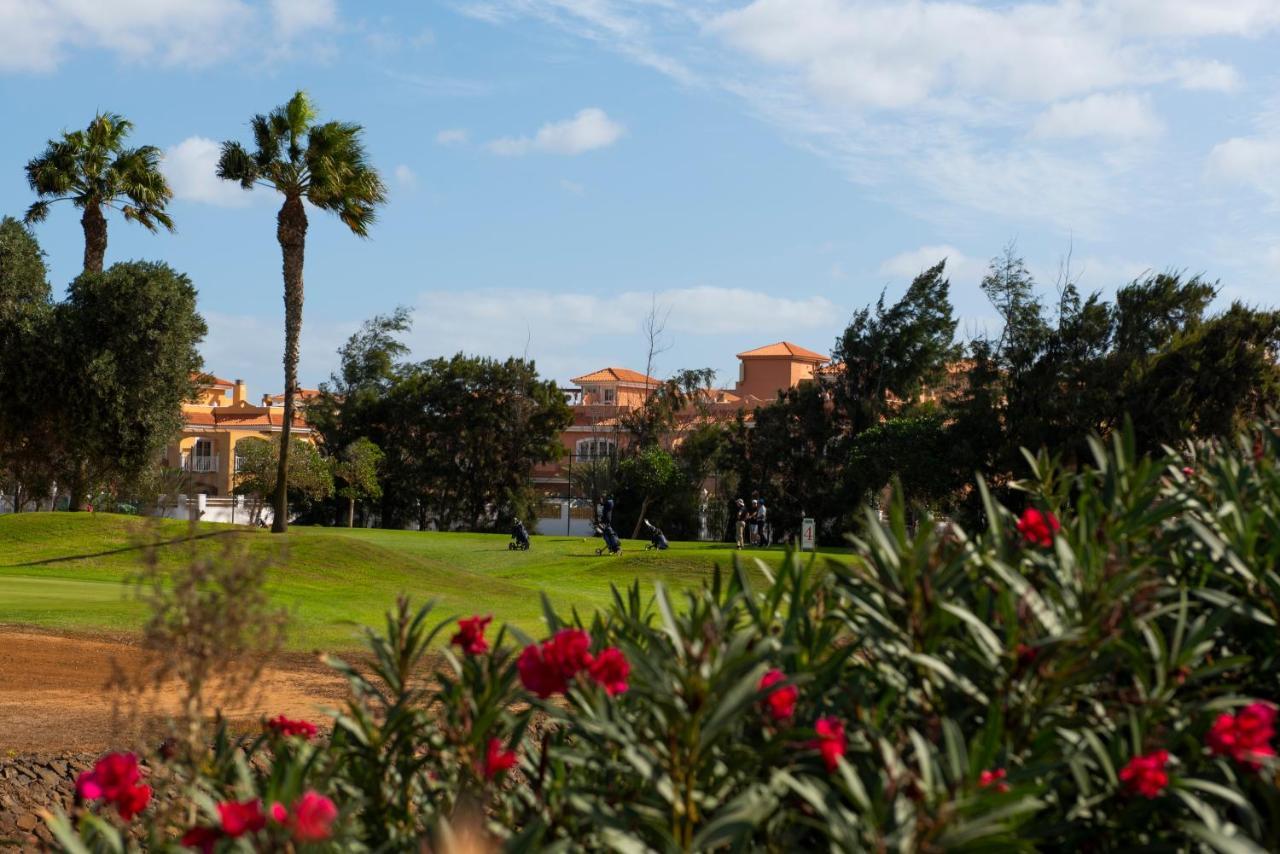 Green View Luxury Appartment In New Complex Pueblo Majorero Next To Golf Course 5 Min Walk From The Beach And Atlantico Shopping Centre In Caleta De Fuste Next To Cassino And Elba Sara Hotel 2 Bedrooms 2 Bathrooms Huge Terace! Εξωτερικό φωτογραφία